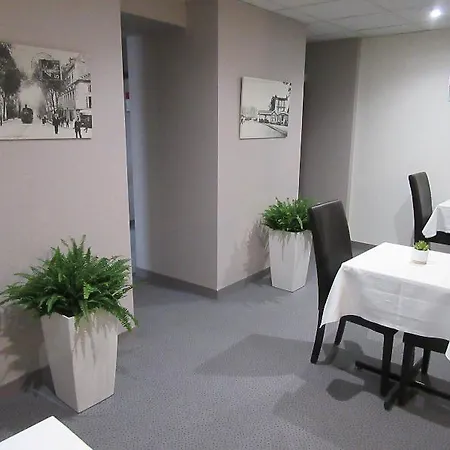 P'tit Dej-hotel 3* Saintes