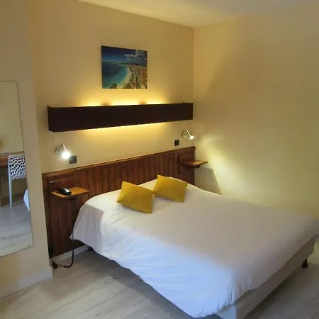 P'tit Dej-hotel Hotel